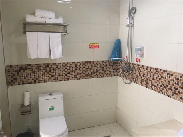 Thank Inn Chain Hotel West Eleven Road Mall Linyi  Exterior photo